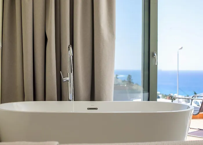 Eden's Azalea Luxury